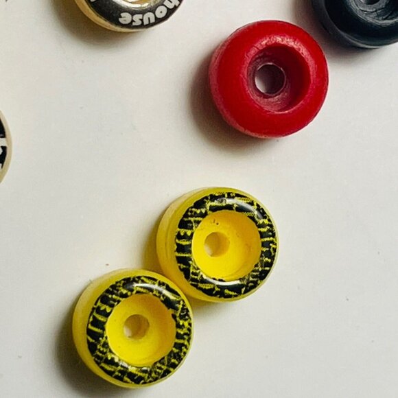 Tech Deck Vintage Graphic Wheel Lot Birdhouse Blind City Industries … 26 Total - Picture 7 of 12